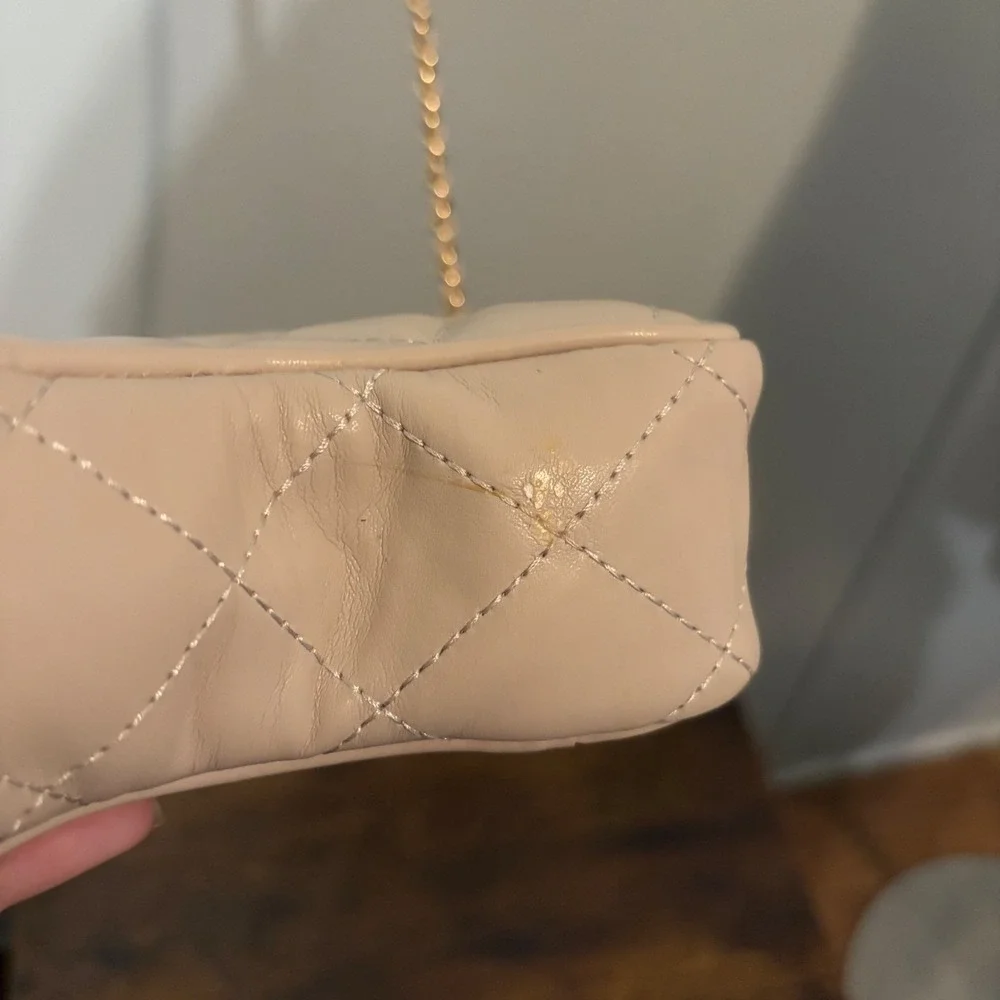 NWT ALDO Tan Star Quilted Shaped Purse w/ Gold Chain Strap,‎ Pearl Beads